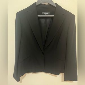 Beautiful like new black blazer style jacket